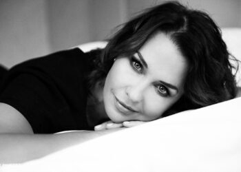 ANNA POPEK: U Kasi Piweckiej najważniejsze jest to, że nie trzeba pozować.