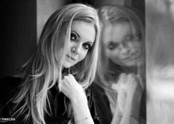 OLGA BORYS: Kasia nie dość, że jest uzdolnioną, wrażliwą fotografką, to jeszcze ma talent do budowania wspaniałej atmosfery na planie.