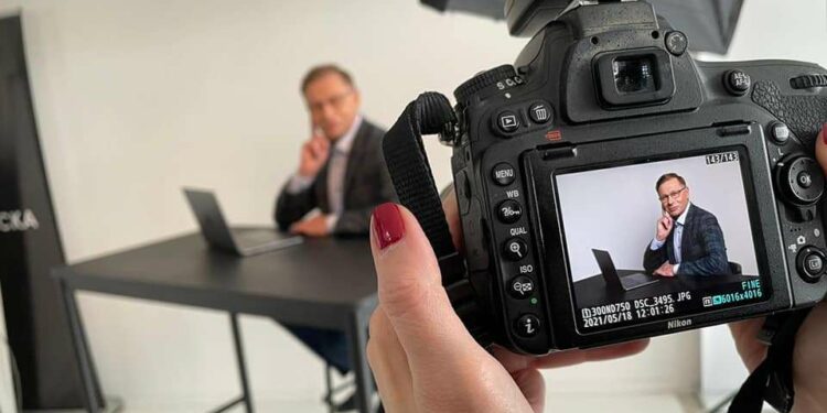 BACKSTAGE sesji wizerunkowej Wójta Gminy Tarnowo Podgórne TADEUSZA CZAJKI