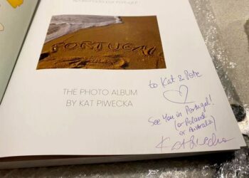 Kat & Pete, Australia: We loooove our little piece of Portugal, it always makes us smile with the memories of our travels through Europe.