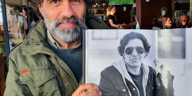 JOSE MICARD TEIXEIRA: Excellent book!