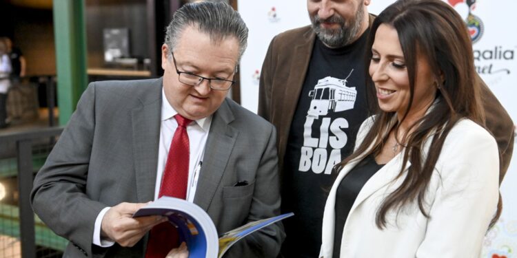 Wernisaż wystawy IN LOVE WITH PORTUGAL w Hali Koszyki, Warszawa