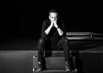 LUIS DE MATOS photographed by Kat Piwecka