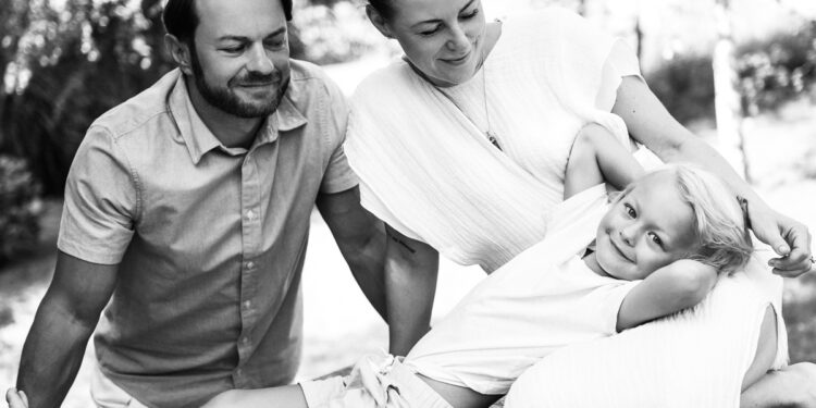 Weronika, Robert & Jan – family photoshoot