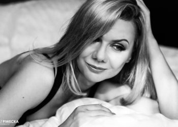 Justyna Honorata Kiełpińska photographed by Kat Piwecka