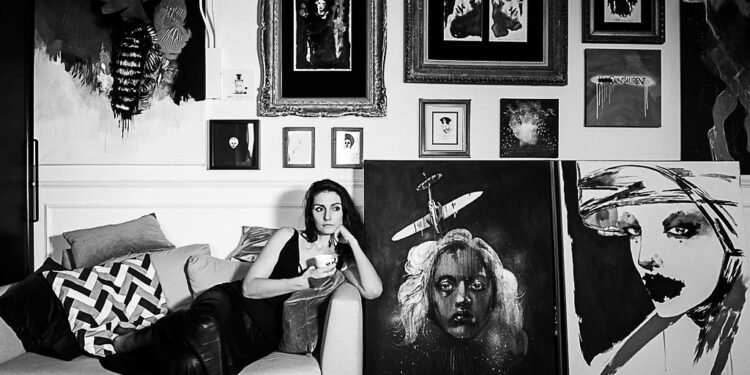 ANNA HALAREWICZ photographed by Kat Piwecka