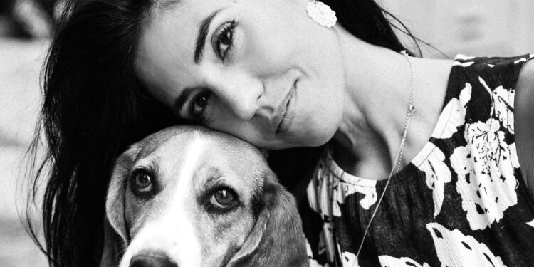 Vanessa & Simao The Beagle photograhed by Kat Piwecka in LISBON