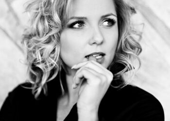 ANNA MATUSIAK-RZEŚNIOWIECKA photographed by Kat Piwecka