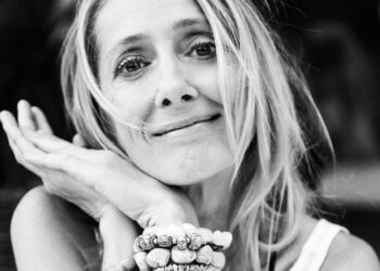 BEATA PAWLIKOWSKA photographed by Kat Piwecka