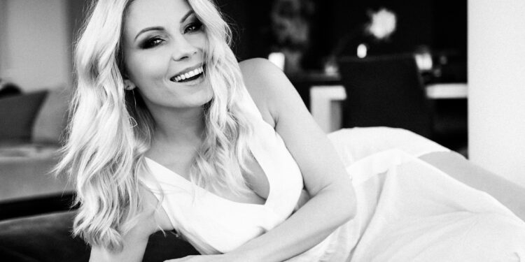 DOROTA MICHAŁOWSKA photographed by Kat Piwecka