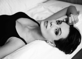 DOROTA GARDIAS photographed by Kat Piwecka