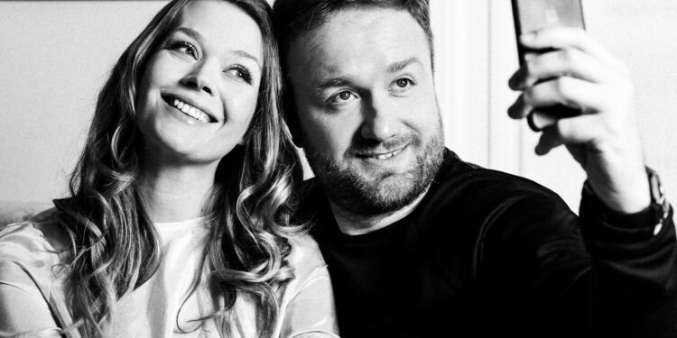 TAMARA ARCIUCH & BARTEK KASPRZYKOWSKI photographed by Kat Piwecka