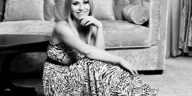 MAGDALENA EMILIANOWICZ photographed by Kat Piwecka