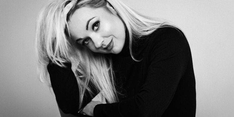 Joanna – kobieca sesja wizerunkowa