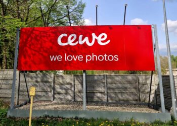 CEWE – uroczyste otwarcie nowej hali produkcyjno-magazynowej w Kędzierzynie-Koźlu